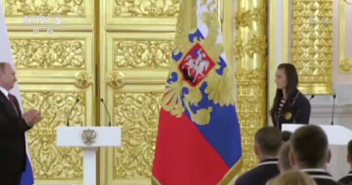 伊辛巴耶娃 21.jpg