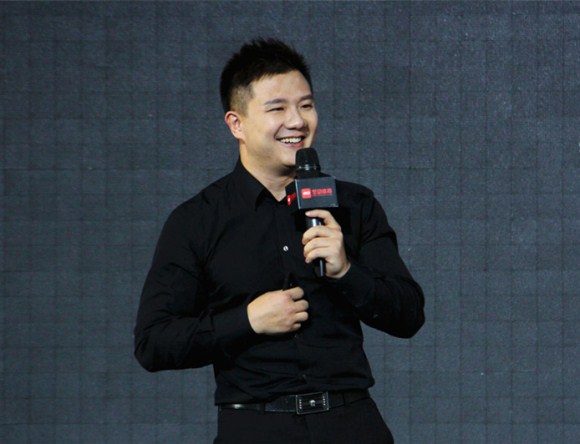 陈一冰 型动体育.jpg