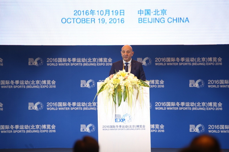5-国际奥委会委员、国际雪车联合会主席、国际奥委会北京2022年冬奥会协调委员会委员伊沃·费里亚尼致辞.jpg