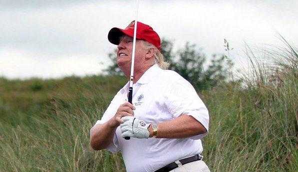 特朗普 高尔夫.jpg