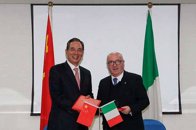 中国 意大利 足球.jpg