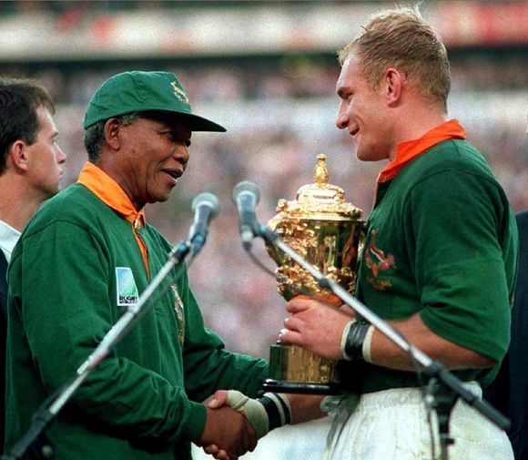 1995 南非 橄榄球世界杯 曼德拉.jpg