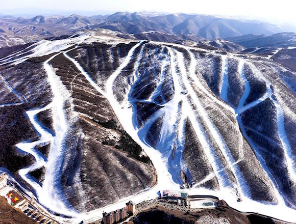 张家口 滑雪场.jpg