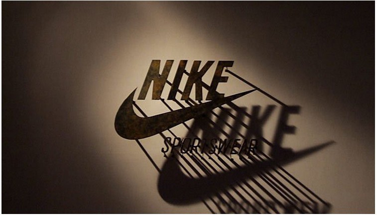 耐克.jpg