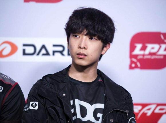 电竞 LGD.jpg