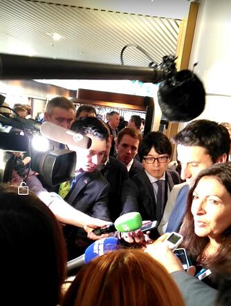 巴黎市市长 国际体育大会2017.jpg