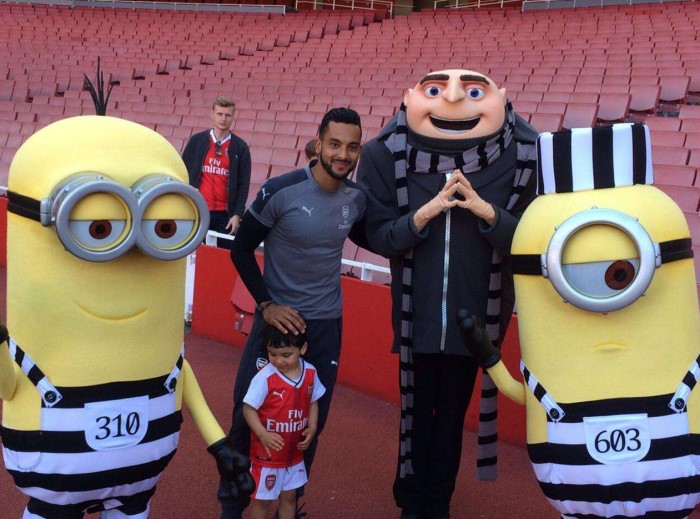 阿森纳 小黄人.jpg
