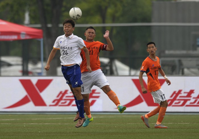 特步大学生足球联赛.jpg