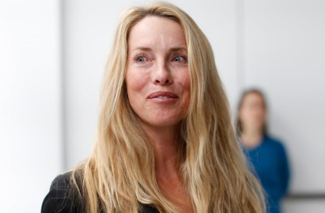 乔布斯夫人入股NBA球队 成奇才小老板.JPG