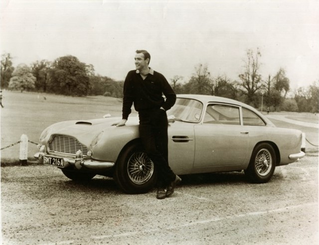 邦德 阿斯顿马丁.jpg