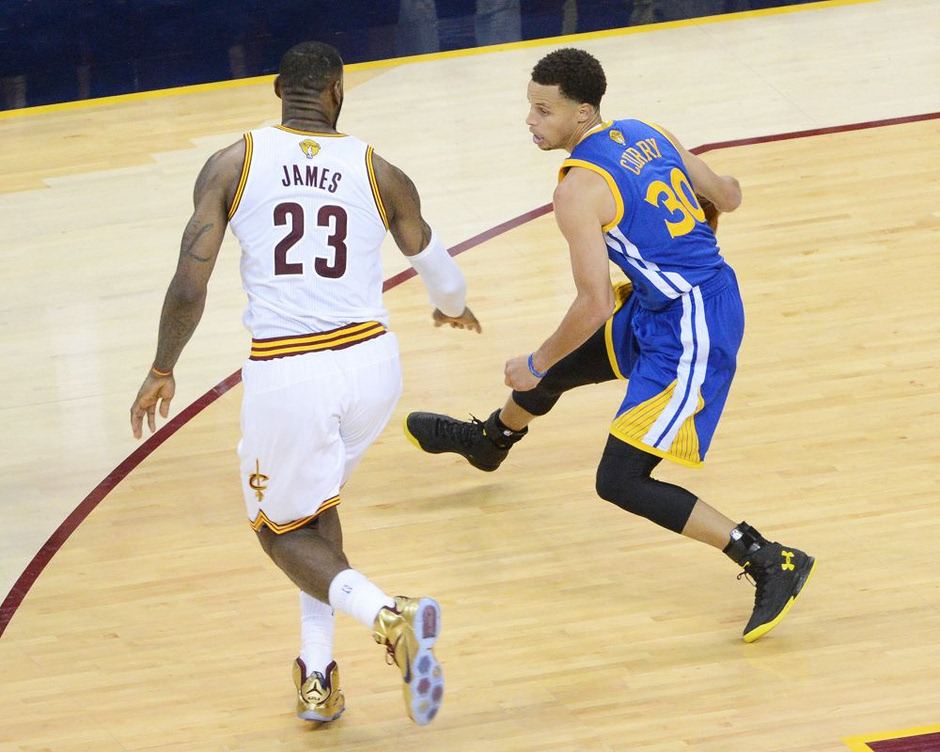 詹姆斯 库里.jpg