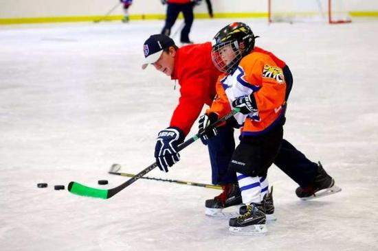 冰球培训.jpg