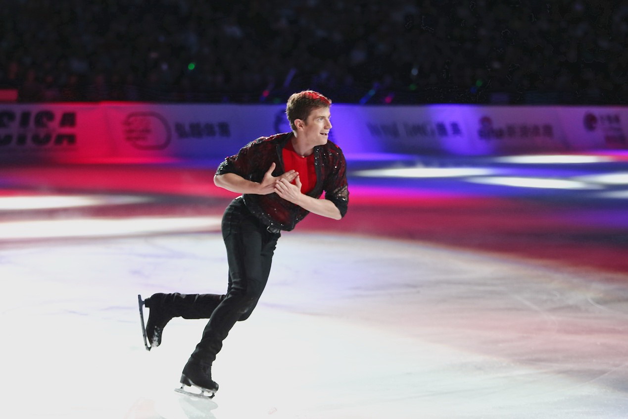 7-冰上之星上海站精彩落幕,花滑巨星献上视听盛宴.jpg