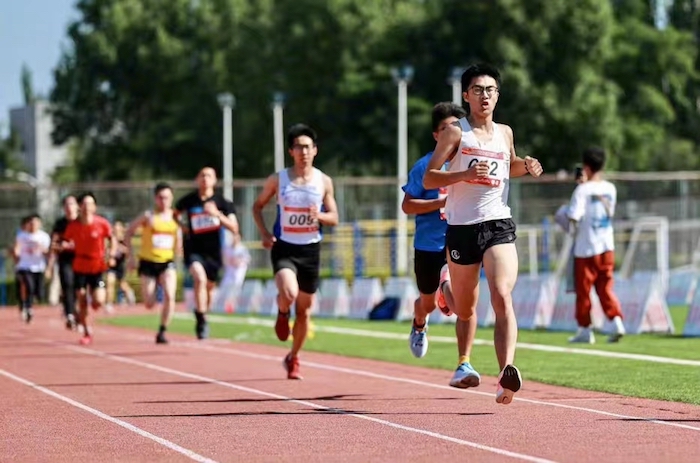 抬门槛 促“双优”.jpg