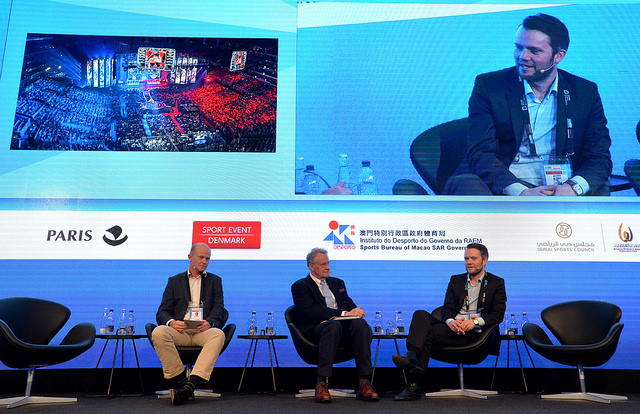 1707498900996981.jpg 法律论坛.jpg