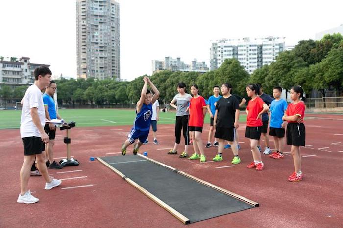 1712903858199121.jpg 培训.jpg