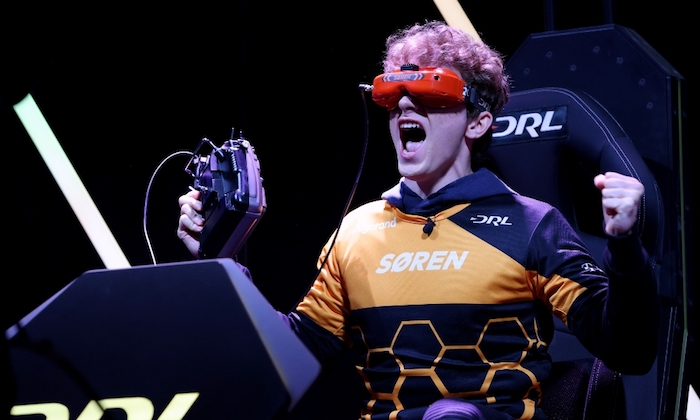 1714125000136101.jpg DRL.jpg