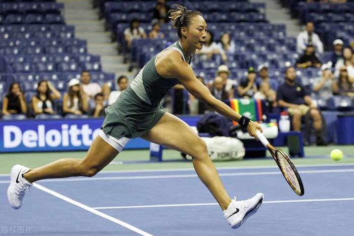 1728364640479916.jpg 体育消费.jpg