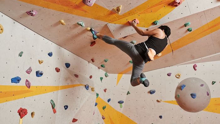 1735206300526090.jpeg 攀岩.jpeg