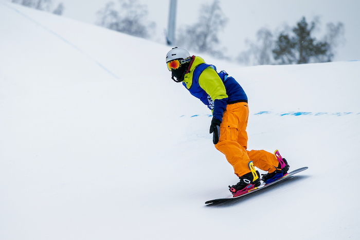 1735615662759849.jpeg 滑雪.jpeg