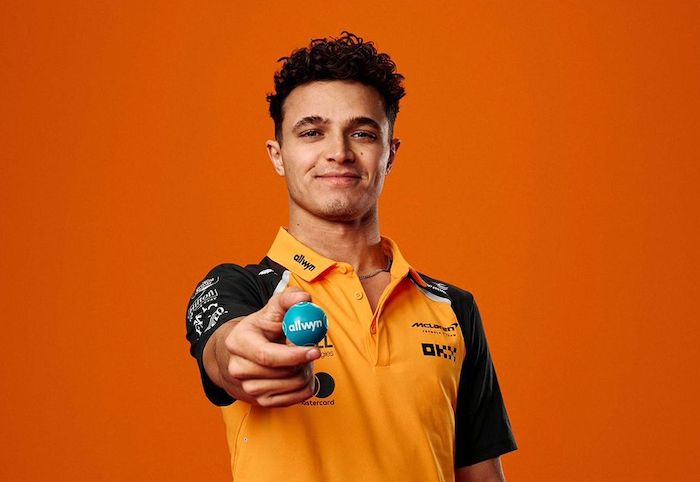 1739526907412219.jpeg 迈凯伦.jpeg