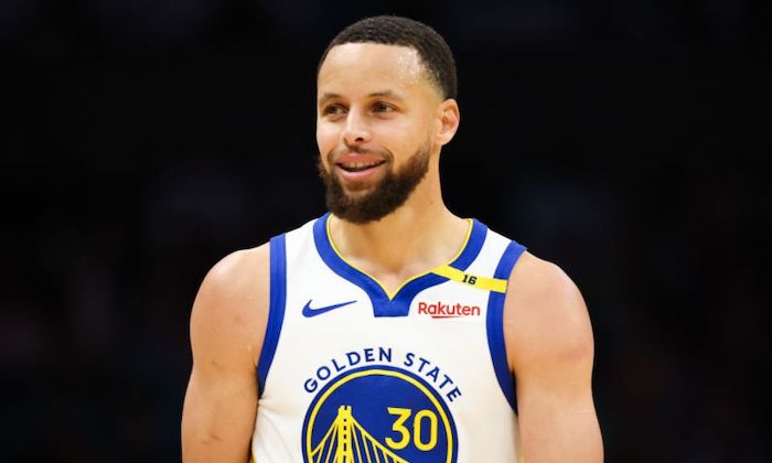 1741964943115553.jpeg 库里.jpeg