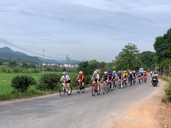 1748311963228492.jpeg 骑行.jpeg