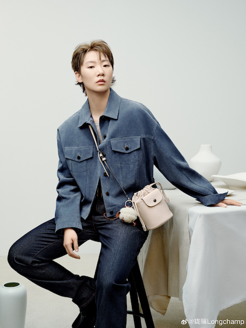 1749031070433851.jpeg 王曼昱.jpeg