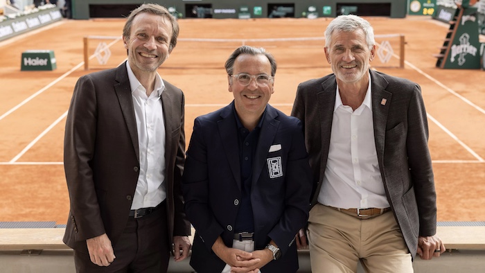 1749826184947200.jpeg 法网.jpeg