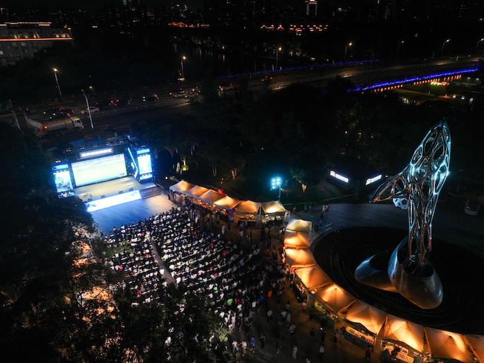 1757468992113095.jpeg 体育产业.jpeg