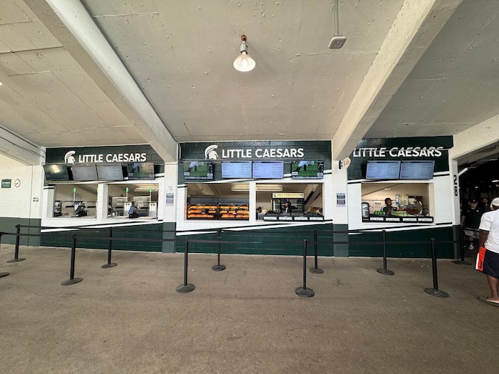 1759335536217034.jpeg 密歇根州大.jpeg