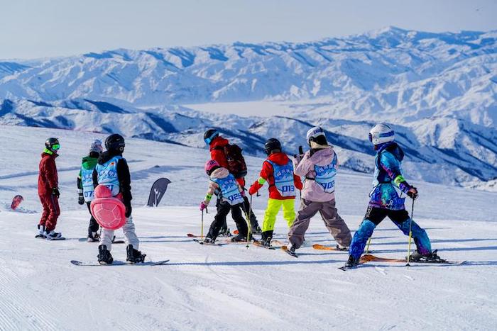 1766044525883771.jpeg 冰雪假.jpeg